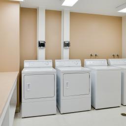 Laundry room, Résidence Rosalie-Cadron