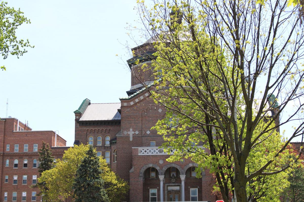 l-h-pital-du-sacr-coeur-enharmonie